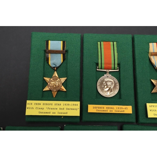 944 - A COLLECTION OF SECOND WORLD WAR MEDALS TO INCLUDE A GROUP OF FOUR. A Second World War group of four... 