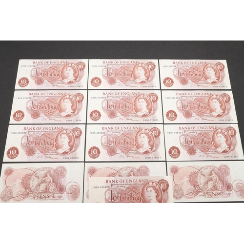 1422 - A CONSECUTIVE RUN OF NINETEEN TEN SHILLING NOTES. A collection of nineteen series C Portrait Issue t... 