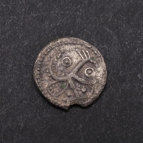 1461 - EARLY ANGLO SAXON PERIOD SCEATTA, SECONDARY SERIES, c.710-760. 'Wodan' type head with cross below, w... 