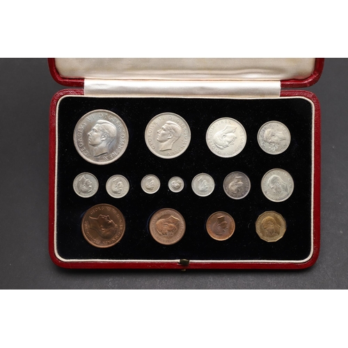 1561 - A GEORGE VI 1937 15 COIN SPECIMEN SET IN CASE OF ISSUE. A 1937 15 coin specimen set comprising Crown... 