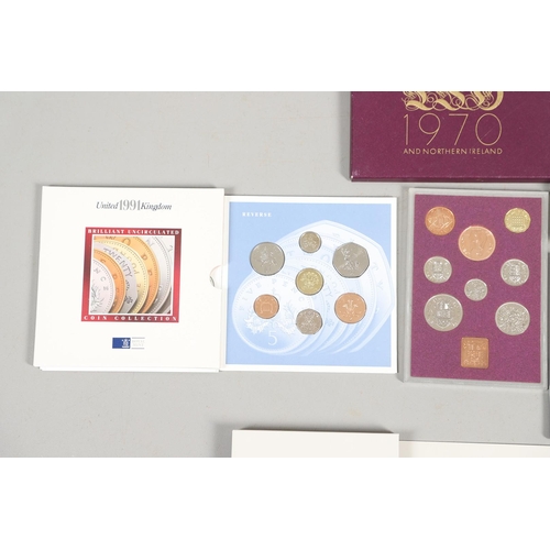 1605 - A COLLECTION OF ROYAL MINT YEAR SETS AND PRESENTATION ISSUES. Royal Mint recent issues to include: U... 