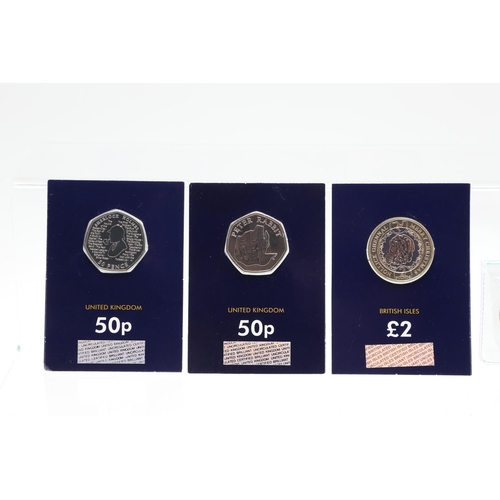 1625 - A COLLECTION OF RECENT ROYAL MINT TWO POUND AND FIFTY PENCE ISSUES. A collection including a 2018 Da... 