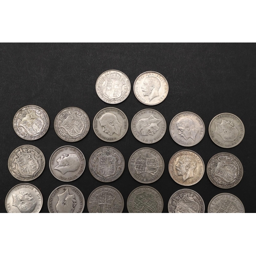 1728 - A COLLECTION OF GEORGE V HALFCROWNS 1911 -1936. George V Halfcrowns bare head l. crowned shield in g... 