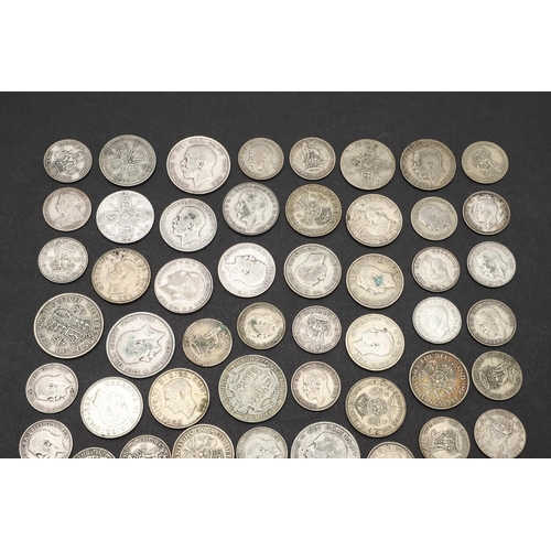 1757 - A COLLECTION OF VICTORIAN AND LATER SILVER AND PART SILVER COINS. Halfcrowns: 1915 (3), 1917 (2), 19... 