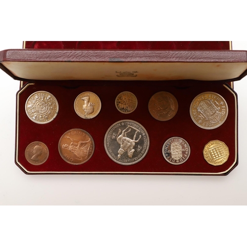 1825 - THREE ELIZABETH II CORONATION SPECIMEN SETS AND ANOTHER. Three Elizabeth II ten coin specimen sets, ... 