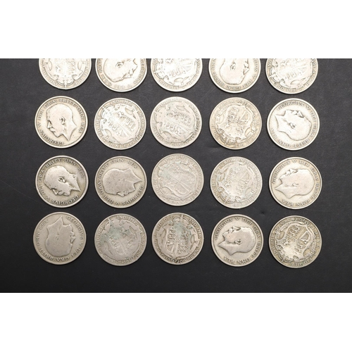 1843 - A COLLECTION OF GEORGE V HALFCROWNS, 1920. George V Halfcrown, bare head l. Reverse crowned shield i... 