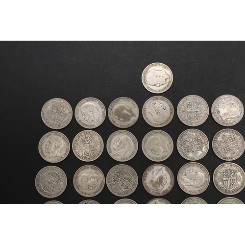 1849 - A COLLECTION OF GEORGE V HALFCROWNS, 1922 AND LATER. George V Halfcrowns, bare head l. Reverse crown... 