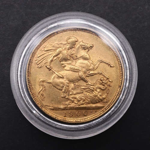 1925 - A VICTORIAN SOVEREIGN, SYDNEY, 1900. A Queen Victoria Sovereign, old veiled bust l. Reverse with Geo... 