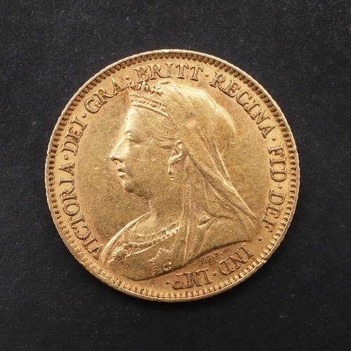 1929 - A QUEEN VICTORIA HALF SOVEREIGN, 1901. A Queen Victoria Half Sovereign, old veiled bust l. St. Georg... 