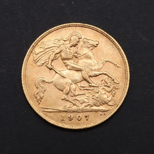 1943 - AN EDWARD VII HALF SOVEREIGN, 1907. An Edward VII Half Sovereign, bare head l. reverse George and th... 