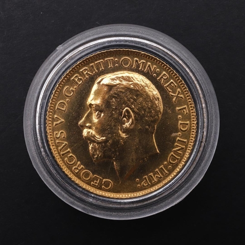 1976 - A GEORGE V SOVEREIGN, 1925. A George V Sovereign, bare head l. reverse George and the Dragon, dated ... 