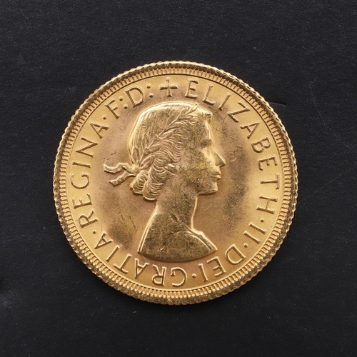 1990 - AN ELIZABETH II SOVEREIGN, 1967. An Elizabeth II Sovereign, bare head r. reverse George and the drag... 