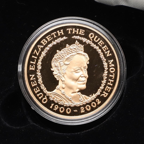 2035 - A QUEEN ELIZABETH THE QUEEN MOTHER MEMORIAL GOLD PROOF CROWN, 2002. A Royal Mint Memorial Gold Crown... 