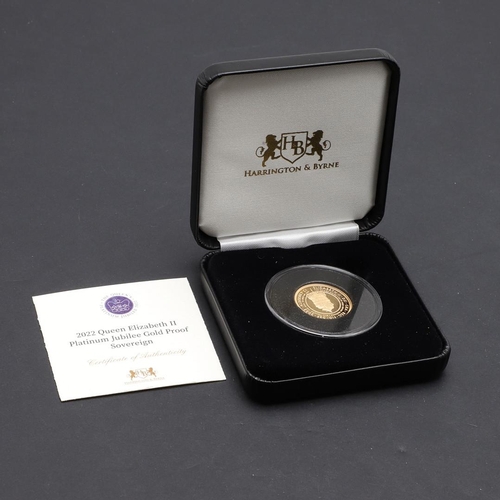 2083 - AN ELIZABETH II ALDERNEY SOVEREIGN, 2022. A 2022 Queen Elizabeth II Platinum jubilee Gold proof sove... 