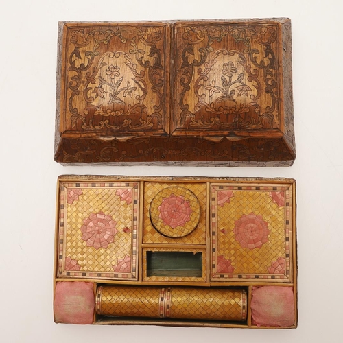 424 - A NAPOLEONIC PRISONER OF WAR STRAW WORK BOX. with all over foliate scroll decoration, the twin domed... 