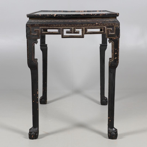 471 - AN EARLY EIGHTEENTH CENTURY JAPANNED SILVER TABLE. of rectangular shape with geometric scroll frieze... 