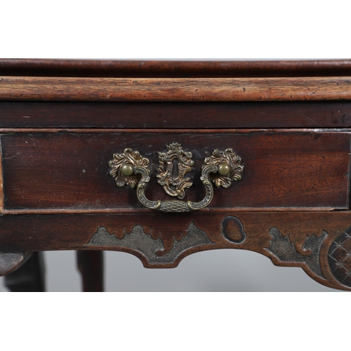 477 - AN 18TH CENTURY MAHOGANY SIDE TABLE, PROBABLY IRISH. with unusual fold-over half flap, the rectangul... 