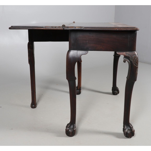 477 - AN 18TH CENTURY MAHOGANY SIDE TABLE, PROBABLY IRISH. with unusual fold-over half flap, the rectangul... 