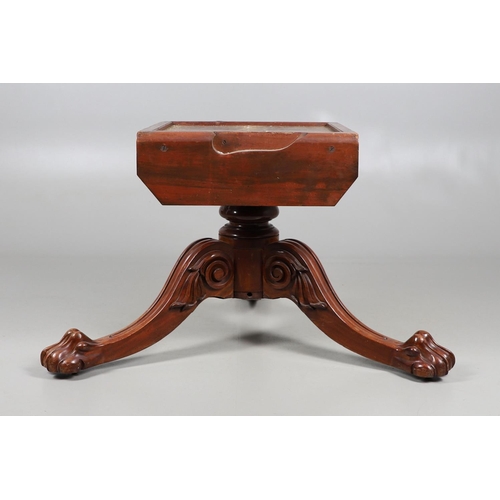 479 - A SUBSTANTIAL MID-19TH CENTURY MAHOGANY BREAKFAST TABLE. the circular top upon a heavily carved trif... 