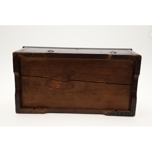 519 - 19THC MUSICAL BOX - ETOUFFOIRS EN ACIER. A 19thc musical box with four airs, with start/stop and cha... 