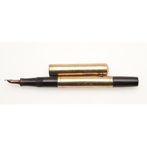 523 - WATERMANS IDEAL 9CT GOLD FOUNTAIN PEN. A 9ct gold Watermans Ideal fountain pen, with a Watermans 14k... 