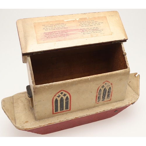 547 - ANTIQUE NOAH'S ARK & ANIMALS. A wooden and painted antique Noah's Ark, with a hinged lid and with a ... 