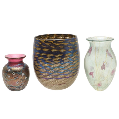 561 - JONATHAN HARRIS - CAMEO GLASS VASE, & OTHER CONTEMPORARY GLASS. A cameo glass footed vase of taperin... 