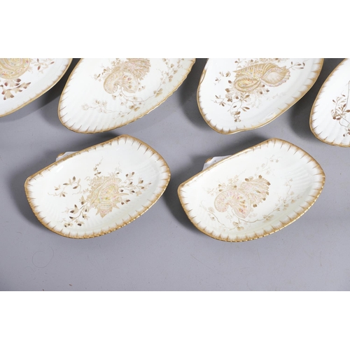 592 - VICTORIAN WEDGWOOD DESSERT SERVICE - SEA SHELLS. An unusual Wedgwood Etruria dessert service, each p... 