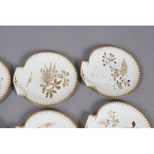 592 - VICTORIAN WEDGWOOD DESSERT SERVICE - SEA SHELLS. An unusual Wedgwood Etruria dessert service, each p... 