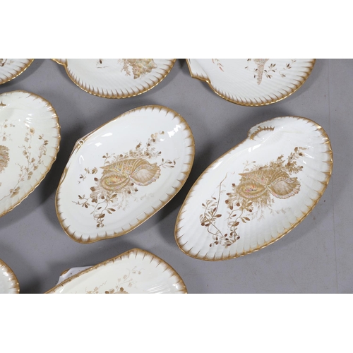 592 - VICTORIAN WEDGWOOD DESSERT SERVICE - SEA SHELLS. An unusual Wedgwood Etruria dessert service, each p... 