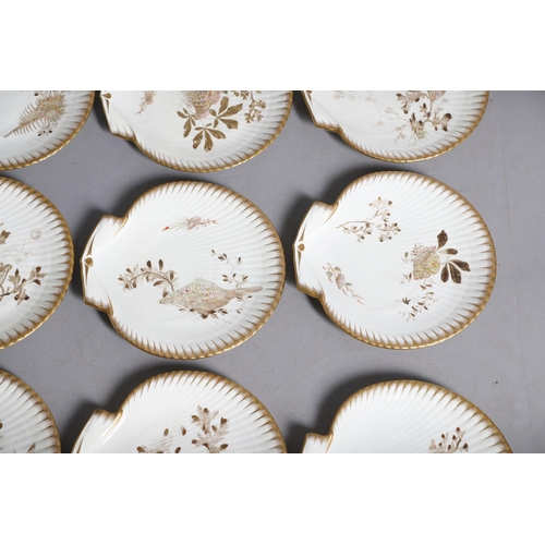 592 - VICTORIAN WEDGWOOD DESSERT SERVICE - SEA SHELLS. An unusual Wedgwood Etruria dessert service, each p... 