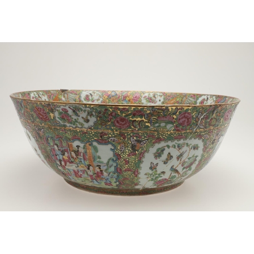 644 - LARGE CHINESE 19THC CANTONESE BOWL. An unusually large 19thc Cantonese bowl, painted with panels of ... 