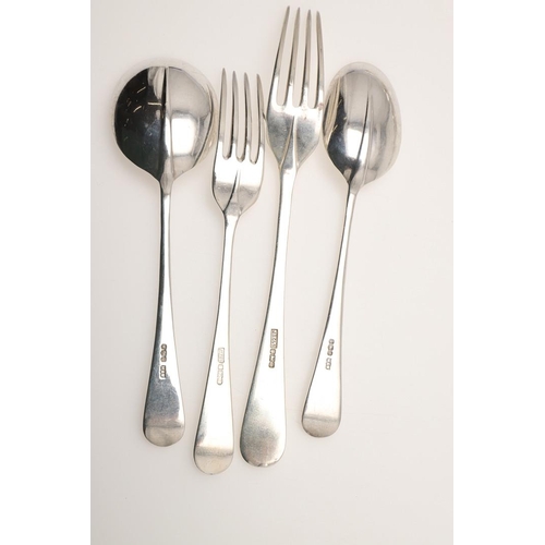 13 - AN ELIZABETH II MATCHED PART-CANTEEN OF HANOVERIAN PATTERN SILVER FLATWARE & CUTLERY. to include 12 ... 