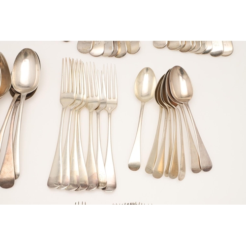 14 - SILVER FLATWARE. to include the following pieces in Fiddle pattern: 10 table forks, 6 tablespoons, 1... 