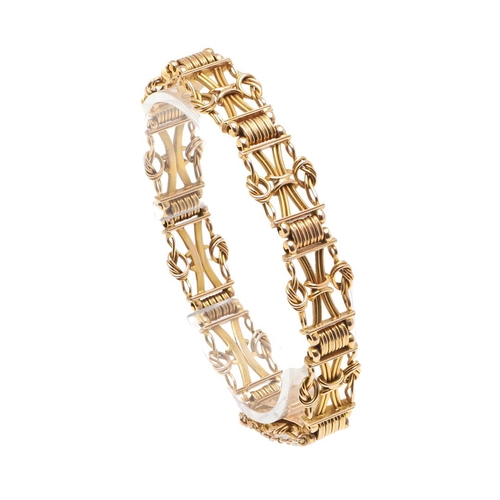 150 - A LATE VICTORIAN 15CT GOLD GATE BRACELET. with rope decoration and concealed clasp, 18cm long, 28 gr... 