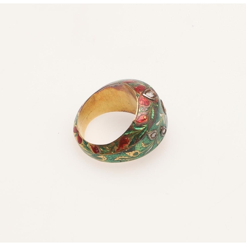 198 - AN ANTIQUE INDIAN DIAMOND, ENAMEL AND GOLD RING. the gold mount with red, green and white foliate en... 