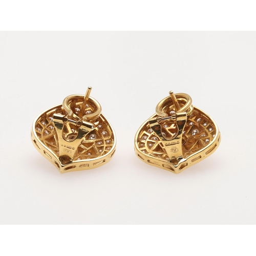 255 - A PAIR OF DIAMOND AND GOLD EARRINGS. of teardrop-shape, the gold mounts set with round brilliant-cut... 