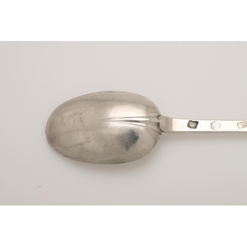 28 - A WILLIAM & MARY SILVER TREFID SPOON. with a moulded rattail, the back of the terminal prick-engrave... 