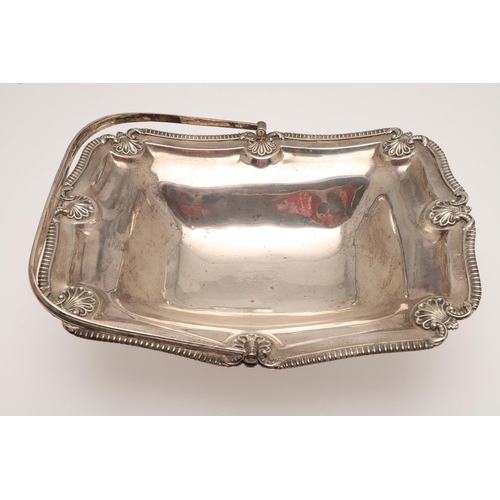 43A - A LATE 18TH/ EARLY 19TH CENTURY SWING-HANDLE SILVER BASKET. of shaped rectangular outline, with a to... 