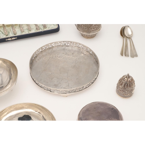 60 - CHINESE, JAPANESE & FOREIGN SILVER. a circular Chinese salver or waiter, with a pierced gallery and ... 