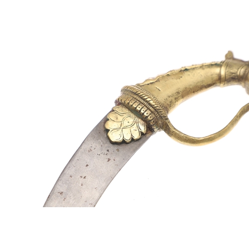105 - AN INDIAN BICH-HWA TYPE KNIFE WITH ELABORATE LION POMMEL. The 18.5 cm curved blade with a pointed ti... 