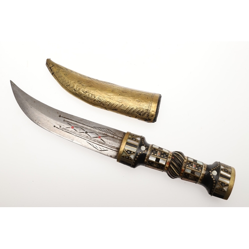 120 - A SYRIAN OR JORDANIAN DAGGER WITH DECORATIVE HILT. The 13.5 cm curved blade sharpened to both edges,... 