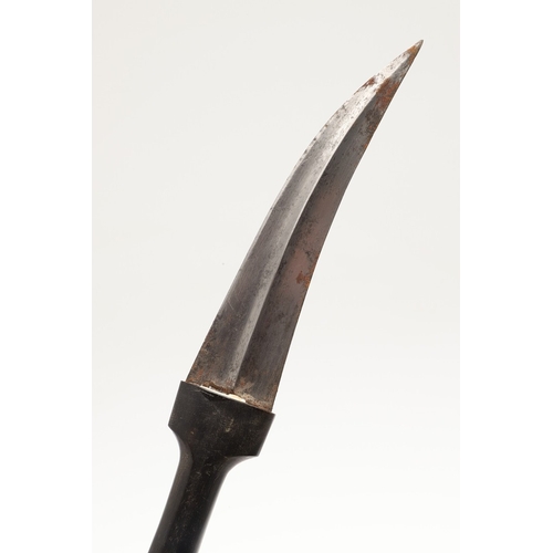 139 - A DAGGER AND SCABBARD, POSSIBLY MARSH ARAB. The short 14 cm curved, pointed and double edged blade w... 