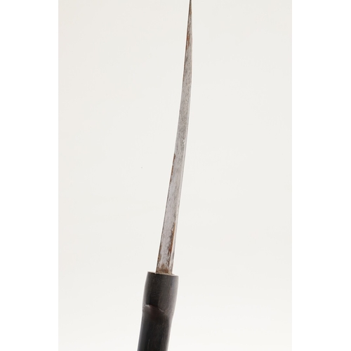 139 - A DAGGER AND SCABBARD, POSSIBLY MARSH ARAB. The short 14 cm curved, pointed and double edged blade w... 
