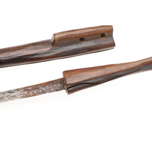 146 - AN AMBO OR OVAMBO KNIFE AND SCABBARD, NORTHERN NAMIBIA. The 19.5 cm straight, pointed blade with a c... 
