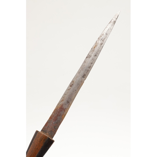 146 - AN AMBO OR OVAMBO KNIFE AND SCABBARD, NORTHERN NAMIBIA. The 19.5 cm straight, pointed blade with a c... 