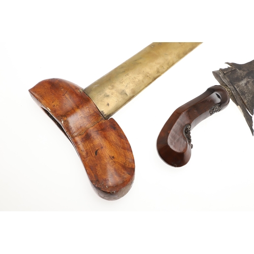 38 - A 19TH CENTURY 'JEWEL' MOUNTED JAVANESE KRIS AND SCABBARD. The 35.5 cm blade with eight curves and p... 