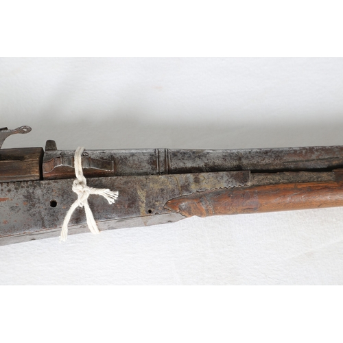 7 - AN INDIAN MATCHLOCK LONG GUN. The 105 cm long barrel, tapering towards the slightly flared muzzle. F... 