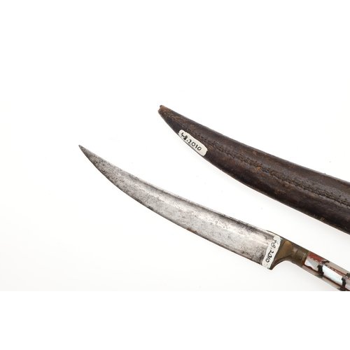 74 - AN INDIAN OR AFGHAN CHURRA KNIFE WITH JADEITE GRIP. The 12 cm gently curved, pointed blade with a sh... 