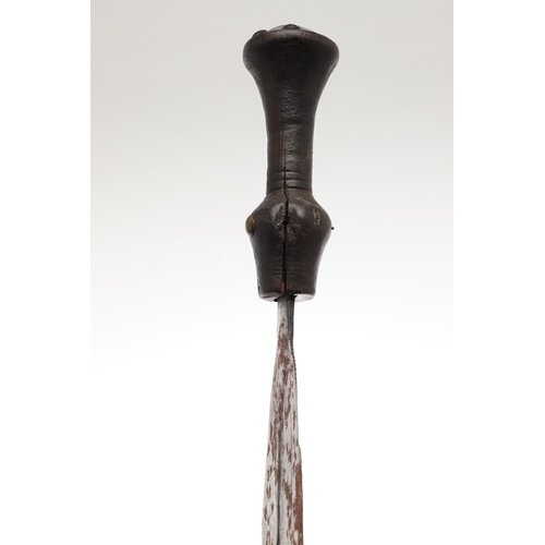 89 - A LKULA KUBA CLUB KNIFE. The 22 cm club form blade with pronounced central spine, on a short wooden ... 